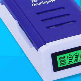 SẠC PIN DOUBLEPOW DP-K209 CÓ MÀN HÌNH
