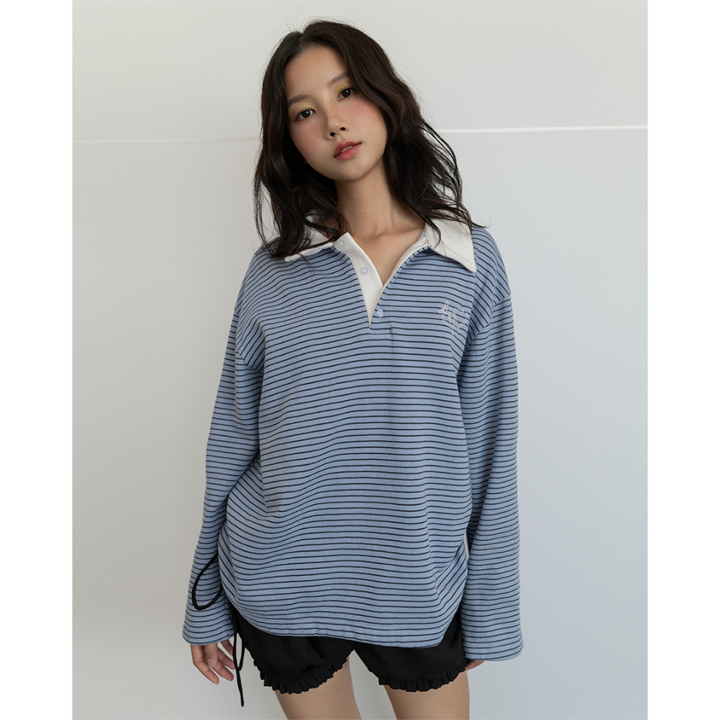 Áo nỉ dài tay dáng rộng cổ bẻ NakedbyV - Rugby Sweatshirt | BigBuy360 - bigbuy360.vn