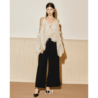 XIPI - Myrna Top - Áo Dây Voan Kem Khoét Tay Viền Bèo - Natalie Pants - Quần Kaki Đen Ống Rộng Lưng