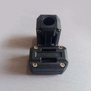Cặp Gù Gắn Chống Đổ Xe Máy