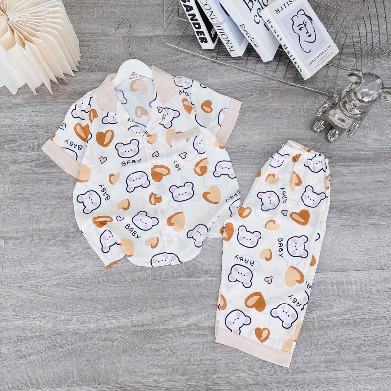 Bộ pyjama chất liệu vải lụa mango mát mịn co giãn quần lửng áo cộc tay freesize 40 đến 60kg