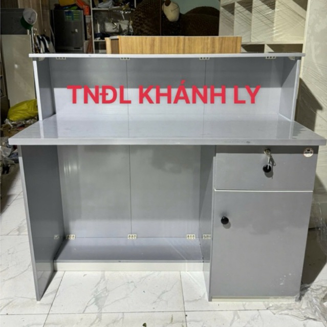 Quầy thu ngân quầy spa 120x110 nhựa màu xám Freeship HCM