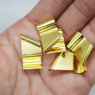Miếng kẹp ngòi gắn quản chéo (1 cái)
