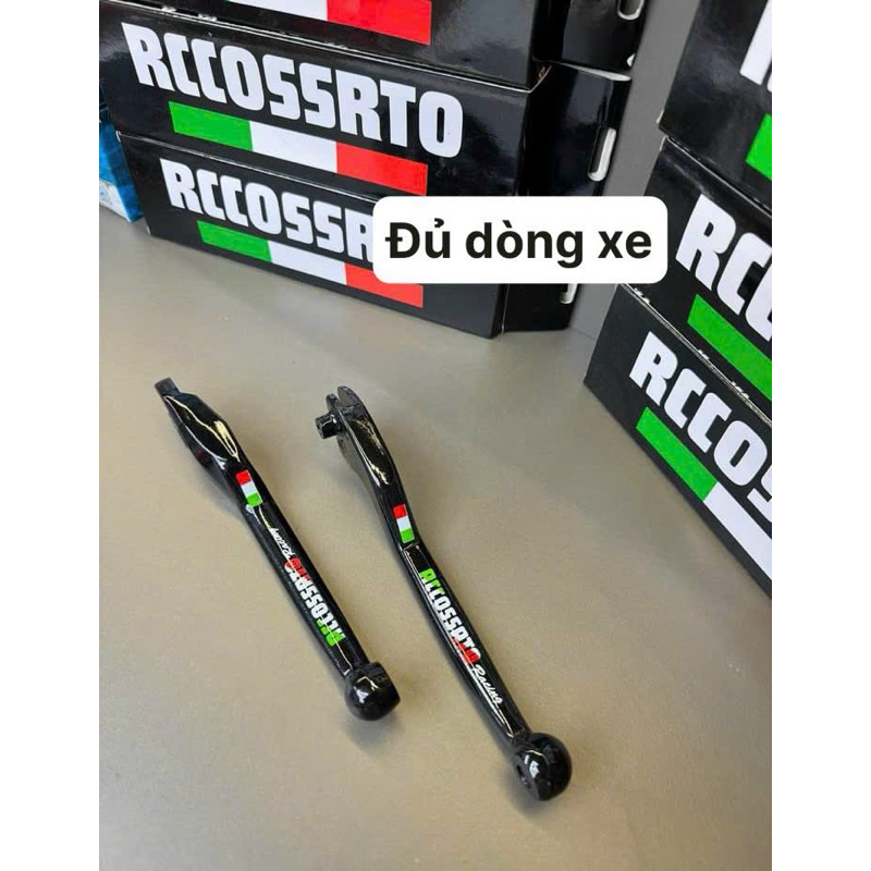 Tay thắng RCCOSSRTO gắng các dòng xe máy.