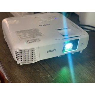 Máy chiếu EPSON X39 Chiếu Bóng Đá Xem Phim Siêu Đẹp