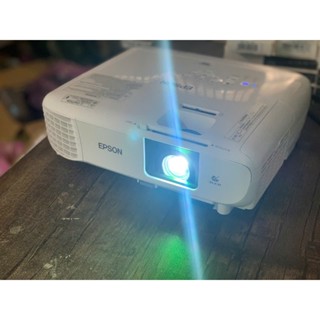 Máy chiếu EPSON X39 Chiếu Bóng Đá Xem Phim Siêu Đẹp