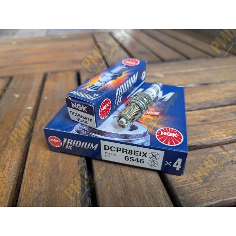 Bugi NGK iridium - DCPR8EIX (dành cho CB400ss, Triumph, Harley...)