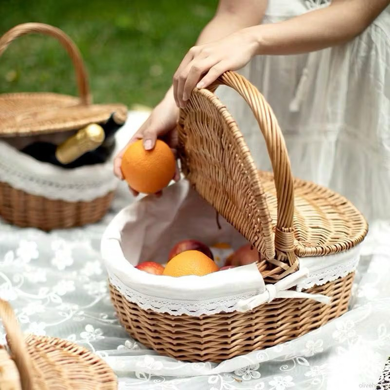 Giỏ picnic mây có nắp lót vải, giỏ mây đan thủ công trang trí , chụp ảnh gia đình, dã ngoại siêu xin