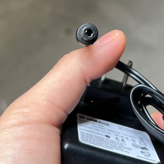 Adapter nguồn 12v cho đàn yamaha psr-550