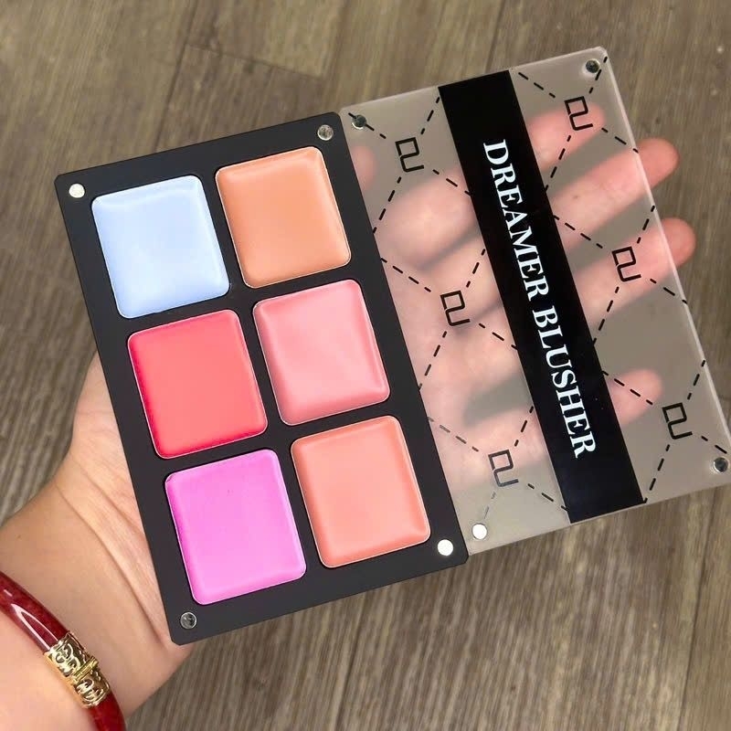 Bảng má hồng kem DREAMER BLUSHER 6 ô