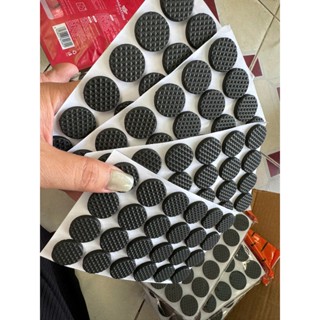 Miếng dán mút cao su chống rè nhựa xe, dàn áo, cốp, yên, đầu đèn... (1)