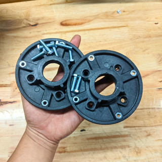 Đế nối ren trong gắn cho treble 450 để chuyển qua bắt ốc giá 2 cái tặng ốc như hình