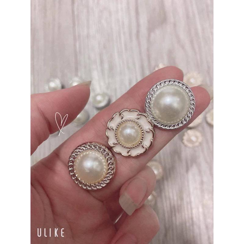 CÚC ÁO NGỌC SIZE 2CM (ảnh thật shop tự chụp )