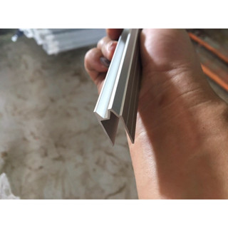 Thanh nhôm 1m5 âm dương - nẹp V làm tủ âm thanh