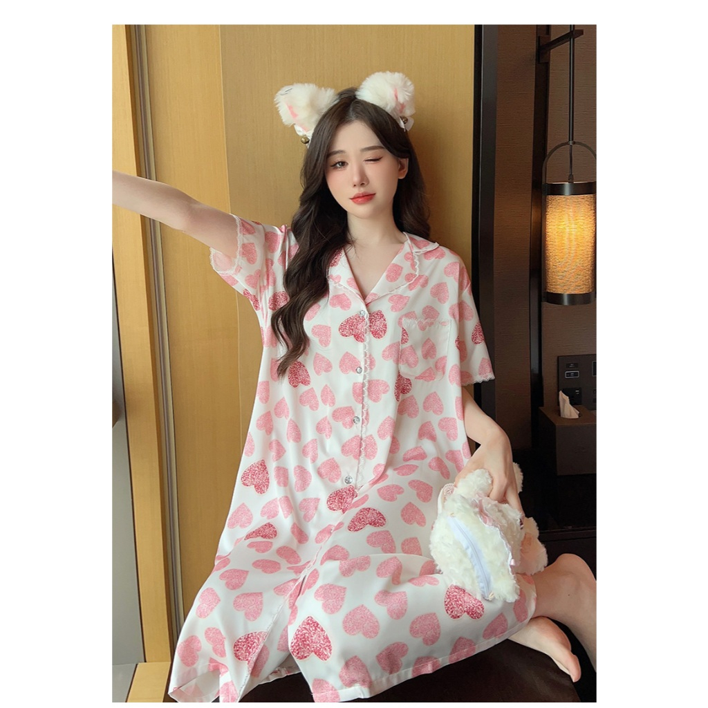 Đầm Ngủ Lụa LICERIA Kiểu Dáng Sơ Mi In Hoạ Tiết Nhẹ Mát Phong Cách Cá Tính | BigBuy360 - bigbuy360.vn