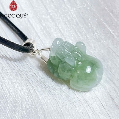 Dây chuyền tỳ hưu cẩm thạch A -  tỳ hưu phỉ thúy type A chất nếp băng xanh lý- hoa bay- Ngọc Qúy
