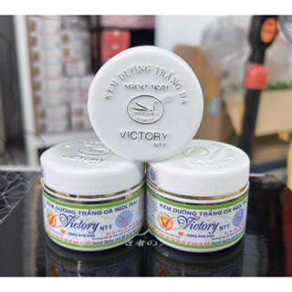 KEM VICTORY DƯỠNG TRẮNG NGỌC TRAI HOA VIỆT