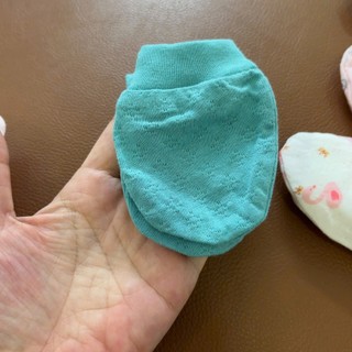 Set 2 đôi bao tay hoặc 1 đôi bao chân Lullaby