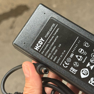 Adapter nguồn 15V 4A bóc thiết bị