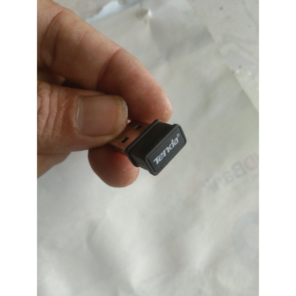 USB thu Wifi Tenda 150MB băng tần 2.4Ghz