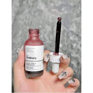 The Ordinary AHA 30% + BHA 2% Peeling Solution