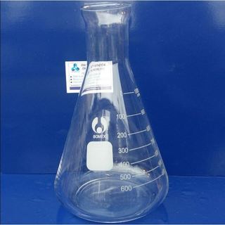 Bình Định Mức Tam Giác Không Nút 200ML