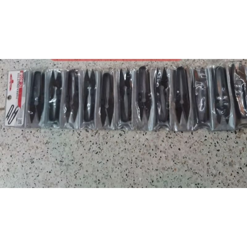 KÉO BẤM CHỈ MÀU ĐEN( 1 VỈ 12 CÂY)