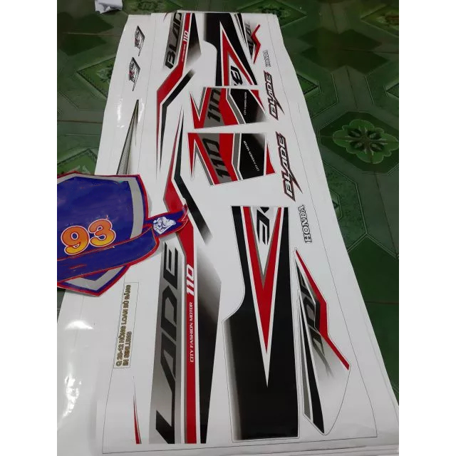 Tem rời Blade đỏ trắng đen (D)