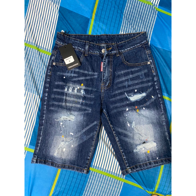 Pass Quần short size 28 DSQUARED2 chưa mặt