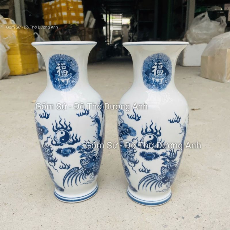 Lọ lục bình cắm hoa thờ Men Lam ( 1 cái )