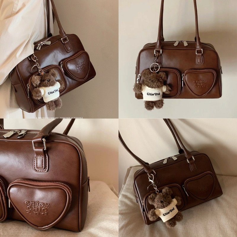 Túi đeo vai chio2nd túi trước trái tim kèm charm size 28cm
