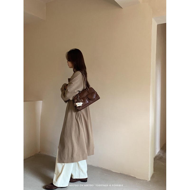 Túi đeo vai chio2nd túi trước trái tim kèm charm size 28cm | BigBuy360 - bigbuy360.vn