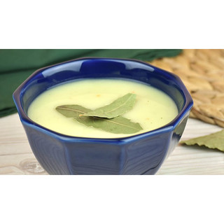 Lá thơm Bay Leaf 50gr - tăng hương vị cho các món Âu như pizza, mỳ ý