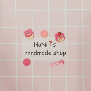 Set Charm hoạt hình gấu dâu nhiều mẫu trang trí Cham Bỏ Túi Mù