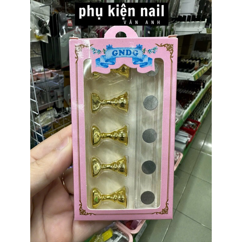 Set 5 chiếc đế gắn móng giả tập vẽ nail - đế nam châm gắn móng mẫu chuyên dụng
