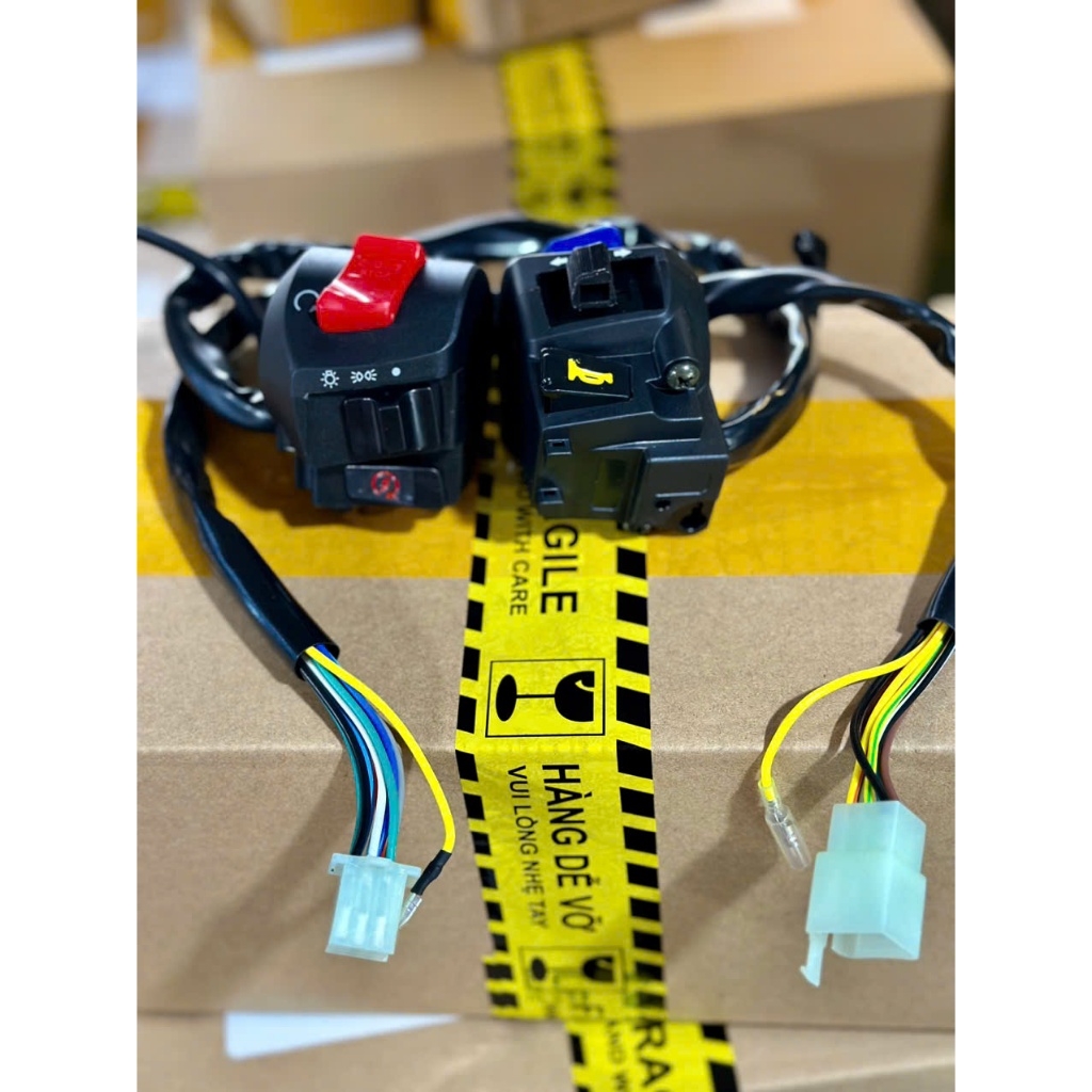 Bộ cùm công tắc FZ V2 có nháy Passing làm sẵn giắc cho sirius 110_50