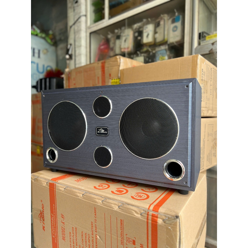 Loa di động KIOMIC K8012: 2 Bass, 1 Treble, 1 Mid + 2 Mic Không Dây – Chất Âm Tuyệt Đỉnh