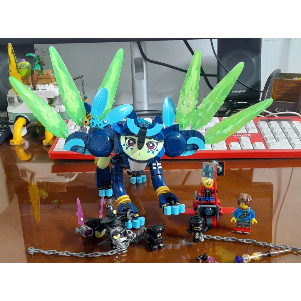 Đồ chơi lắp ráp Zoey và sinh vật Cú-Mèo huyền bí LEGO DREAMZZZ 71476