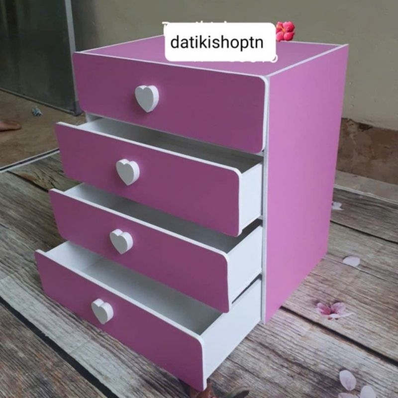 Tủ mini 4 tầng hồng phấn núm tim