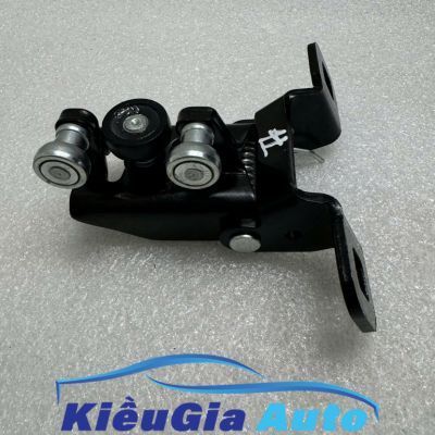 Bi cửa lùa giữa Ford Transit 2003-2019 YC15V268B40AL