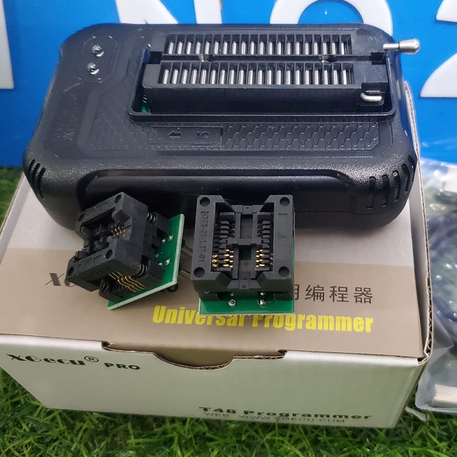 Máy nạp rom XGecu T48, siêu phẩm tốc độ  và số lượng IC hỗ trợ và đế 8 chân to 8 chân nhỏ