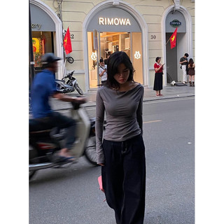 [BEING.ATELIER] Áo body cổ đồ tay dài Long Sleeved Top