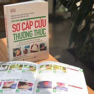 Sách - Cẩm Nang Sơ Cấp Cứu Thường Thức - Hướng dẫn từng bước xử trí nhanh và hiệu quả những tình huống thường gặp
