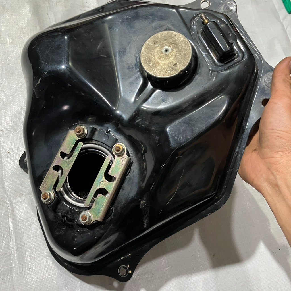 Cụm bình nhiên liệu bình xăng to, hàng cũ zin tháo xe honda vision chính hãng