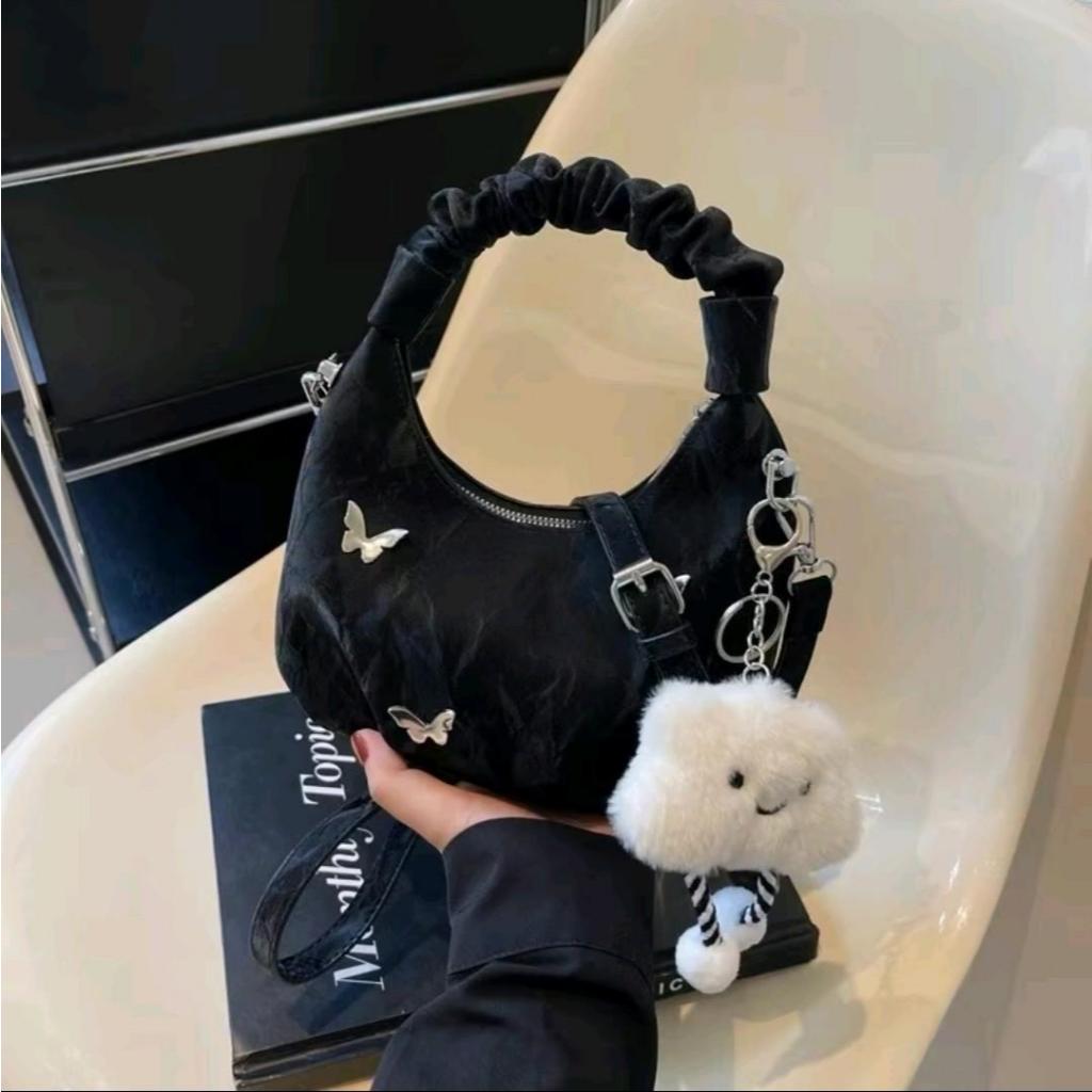 (Tặng Charm) Túi Xách Nữ Quai Rúm Đính Phụ Kiện Xinh Sắn Cầm Tay Đeo Chéo CUN444 | BigBuy360 - bigbuy360.vn