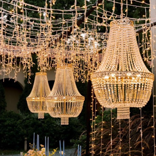 Đèn chùm đá treo thả trần trang trí sự kiện, tiệc cưới, decor studio,nhà hàng ,nội thất,...