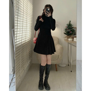 ĐẦM ĐỎ TAY DÀI CỔ LỌ NHÚN RÚT EO (về thêm đen)