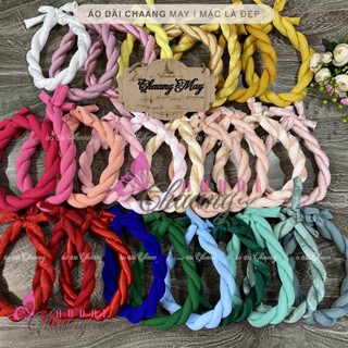 Mấn đội đầu đủ màu vấn xoán trơn kết hợp áo dài cách tân truyền thống đẹp