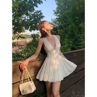  Váy ngắn xoè 2 lớp - Cổ váy V-neck không mút có quần lót trong 