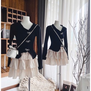 SET ÁO ĐEN TAY DÀI BODY LỆCH TÀ ĐÍNH NƠ ĐÁ + CHÂN VÁY KEM TẦNG REN